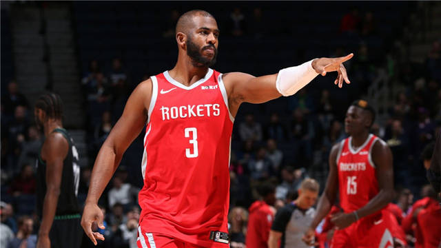 与姆巴佩相 与姆巴佩相