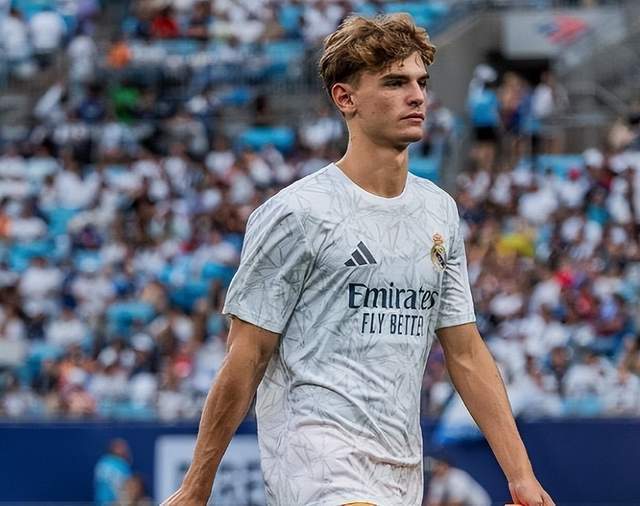 杯云集了亚 杯云集了亚