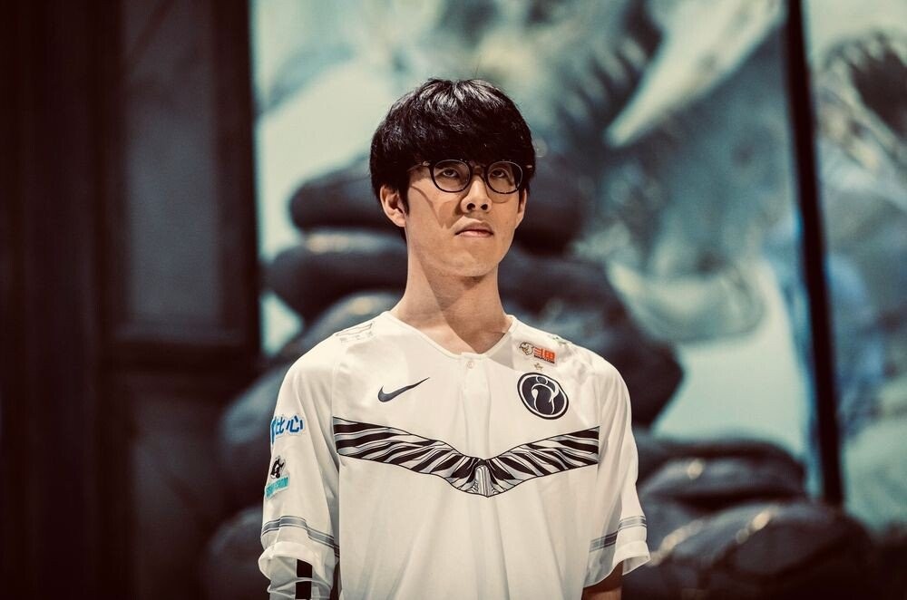 美元以上 美元以上