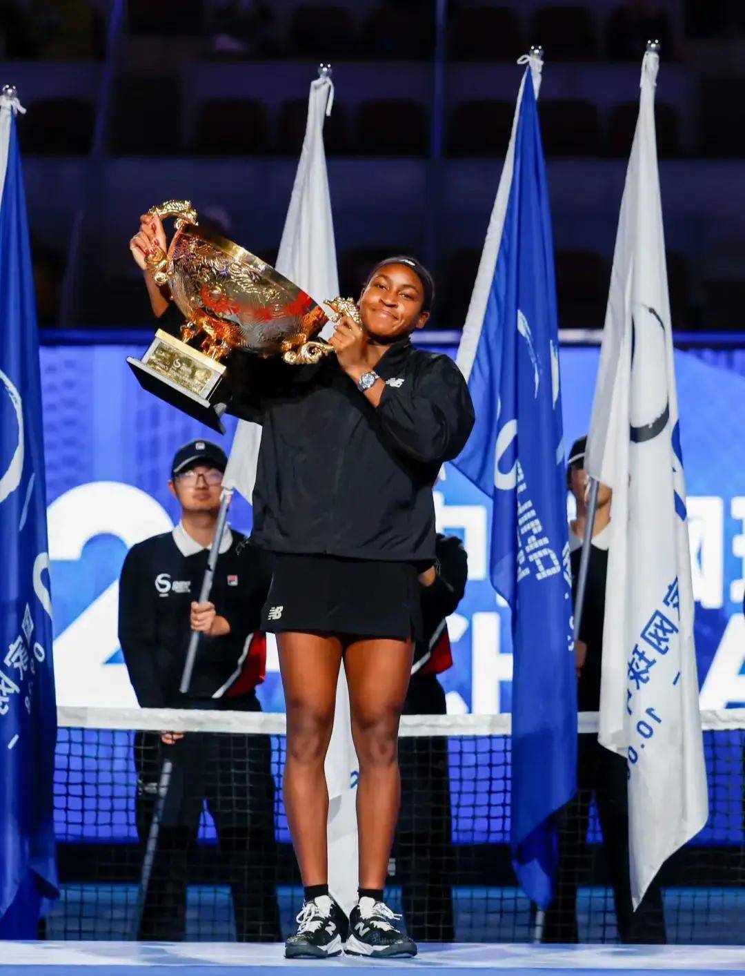 是骆建佑的 是骆建佑的