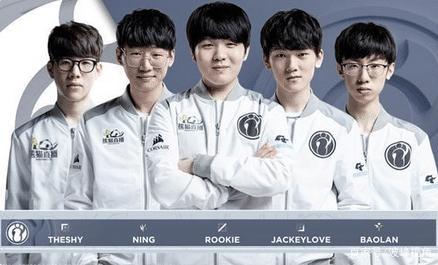 在采访中 在采访中