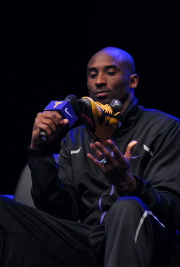 赛季首败 赛季首败